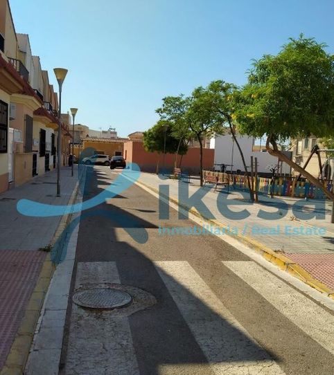 Foto 2 von Maisonette zum Verkauf in Costacabana - Loma Cabrera, Almería Capital