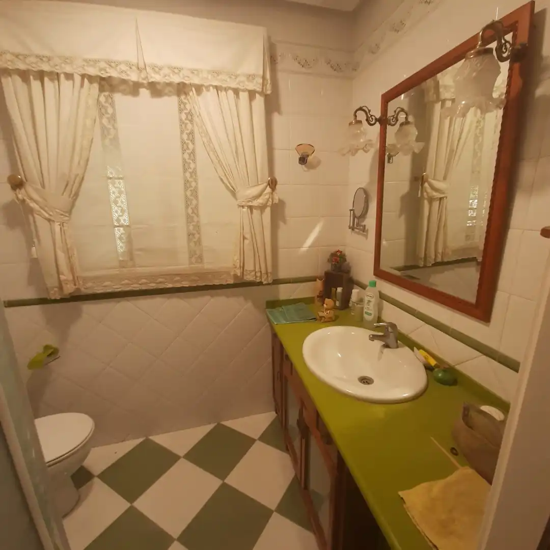 Bathroom of Detached homes for sale in Úbeda  with Private garden, Terrace and Swimming Pool