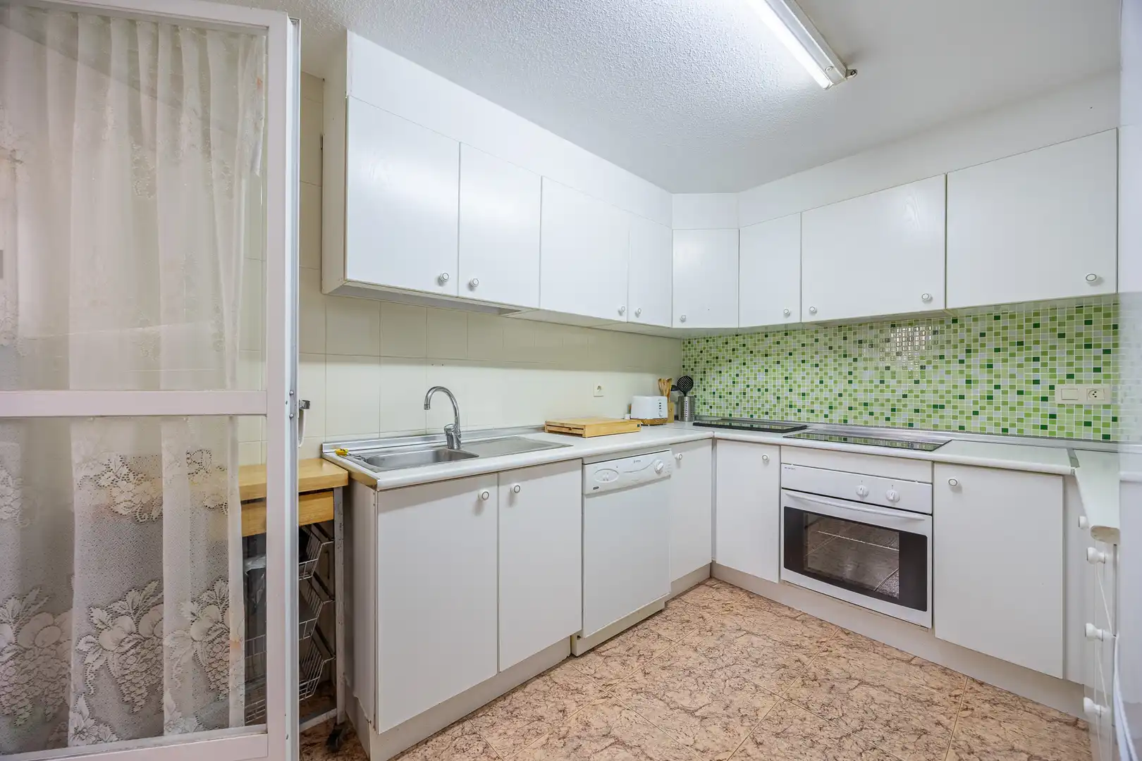 Cocina de Apartamento en venta en Villajoyosa / La Vila Joiosa con Piscina, Amueblado y Piscina comunitaria