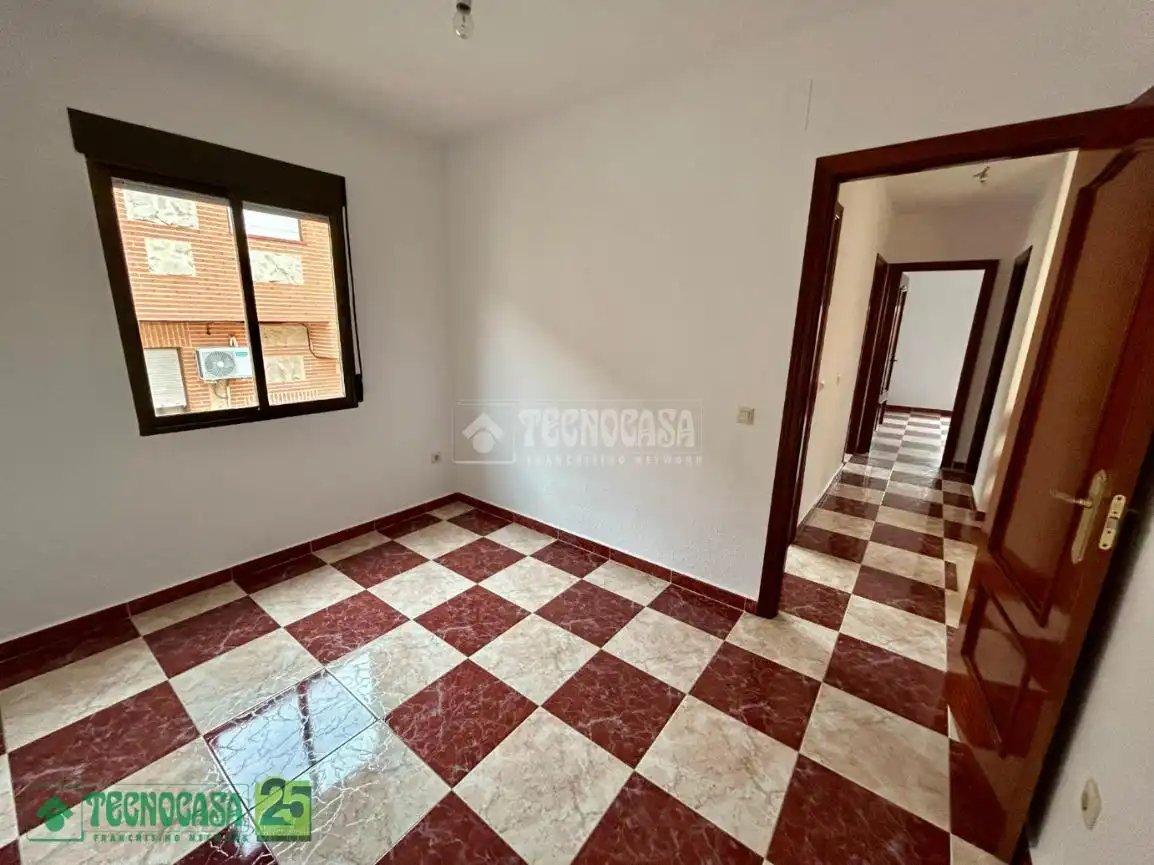 Casa adosada en venda a C. Cela, Huerta de Valdecarábanos