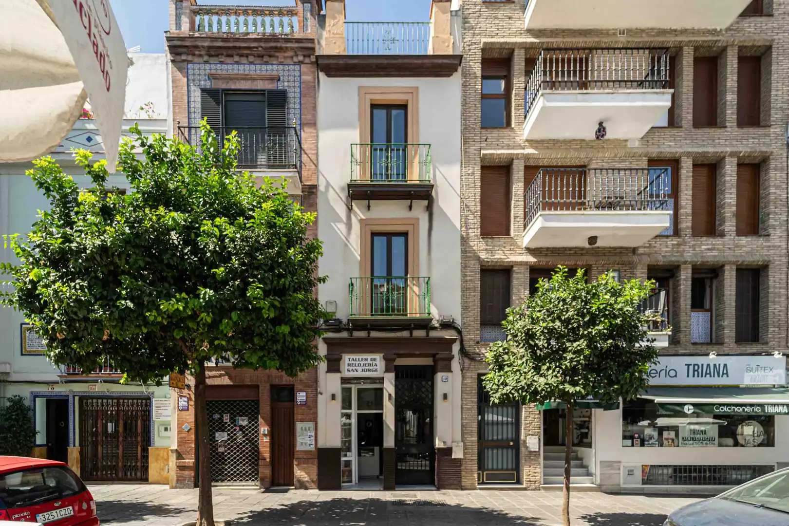 Vista exterior de Pis en venda en Sevilla amb Traster