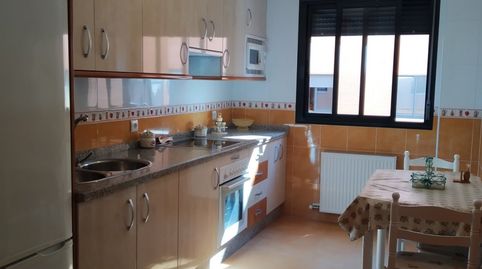 Foto 2 de Piso en venta en Mejostilla, Cáceres Capital
