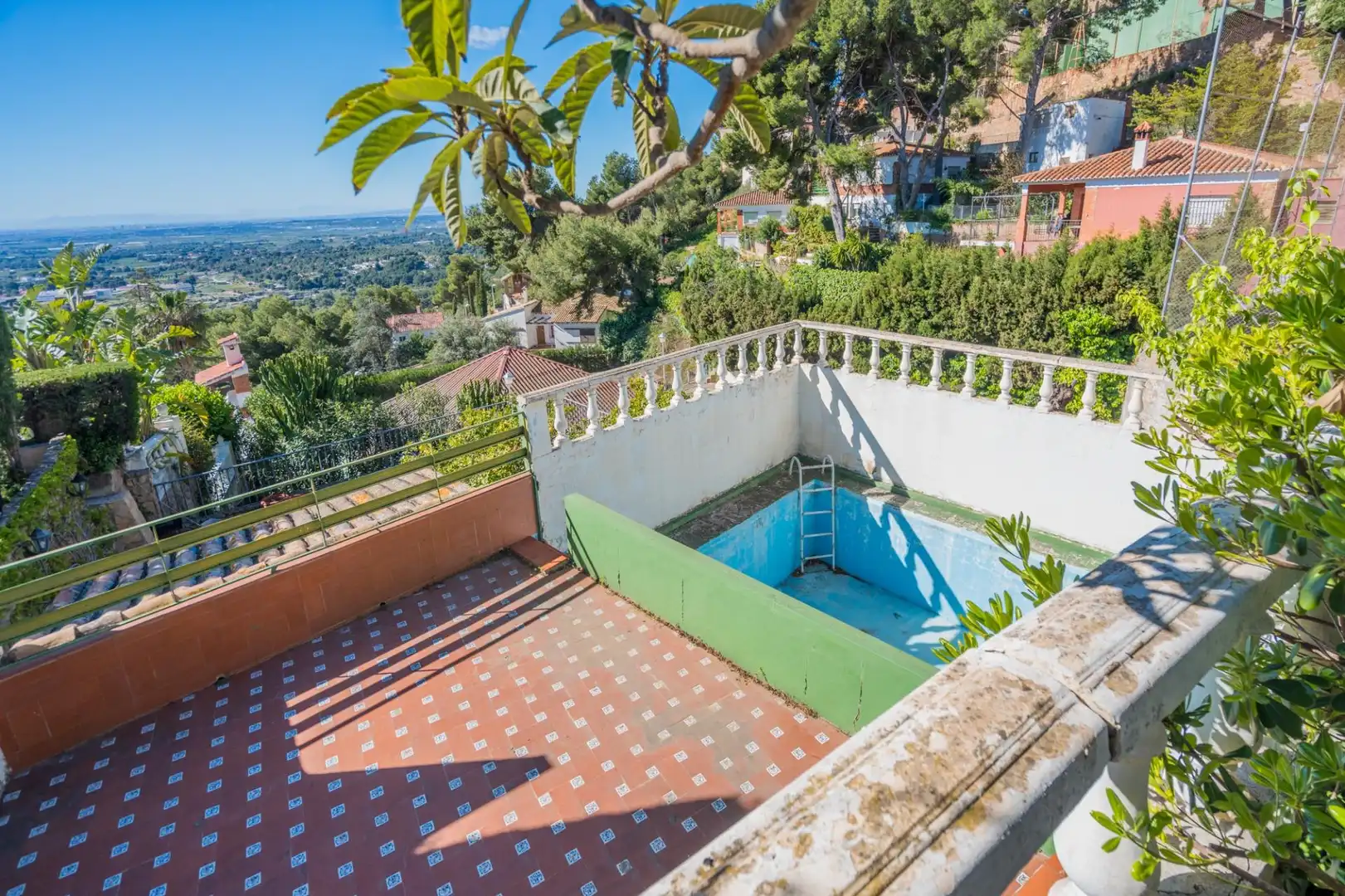 Piscina de Casa o chalet en venta en Náquera con Terraza, Piscina y Piscina comunitaria