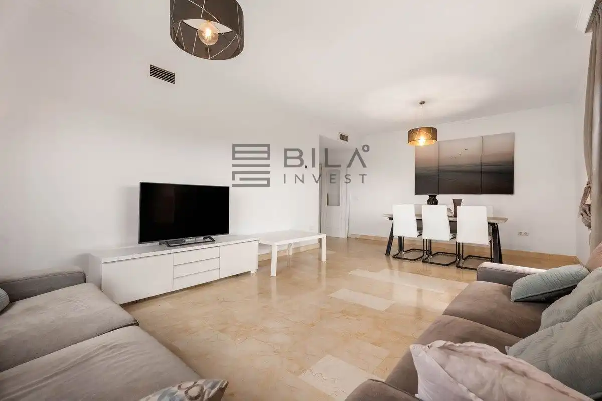Piso con piscina en venta en Urb. Mirador de Santa María Golf, imagen 6