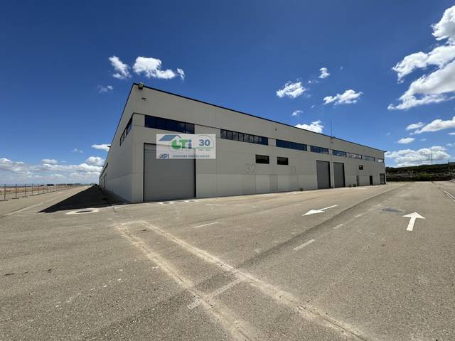 Nave industrial en Alquiler en C/ PANAMÁ en La Muela