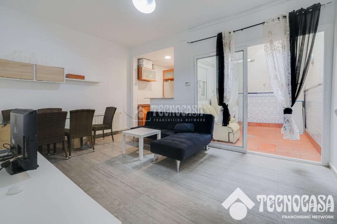 Living room of Flat for sale in Terrassa