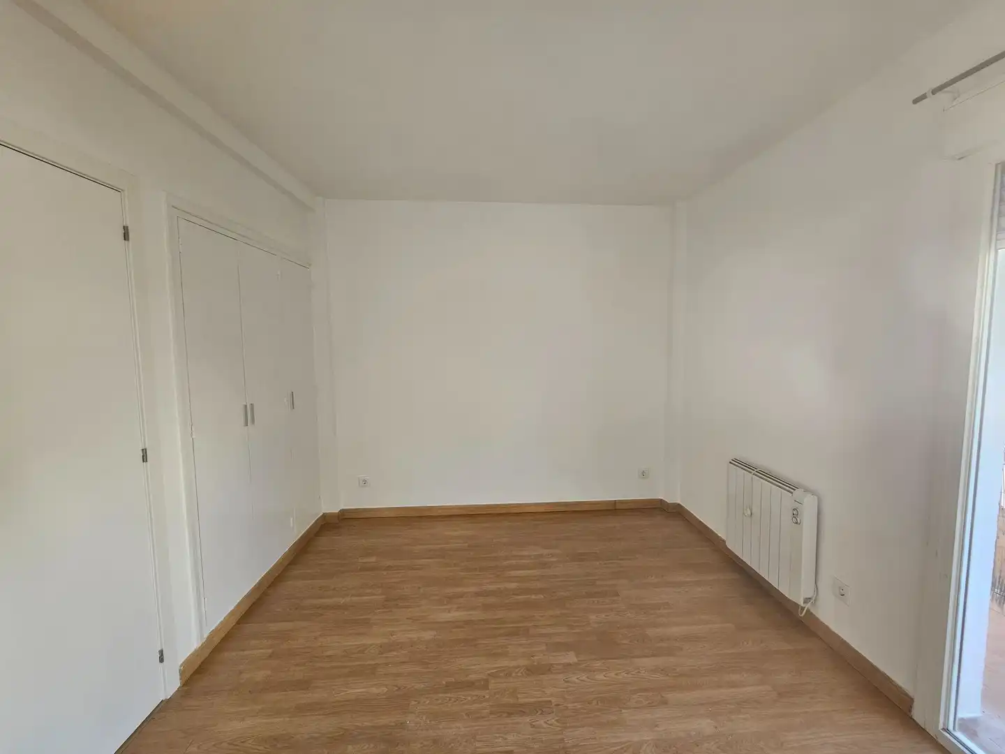 Bedroom of Apartments for rent in Madrid  with Air Conditioner, Heating and Terrace