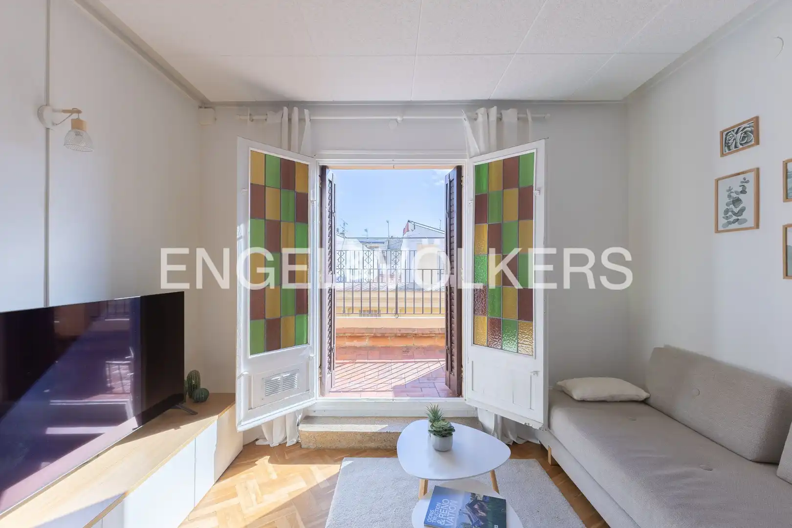 Vista exterior de Ático en venta en Barcelona con Calefacción y Parquet