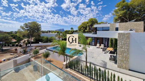 VILLA ALEJANDRIA, NUEVA CONSTRUCCIÓN DE LUJO CON VISTAS AL MAR EN MORAIRA, ALICANTE