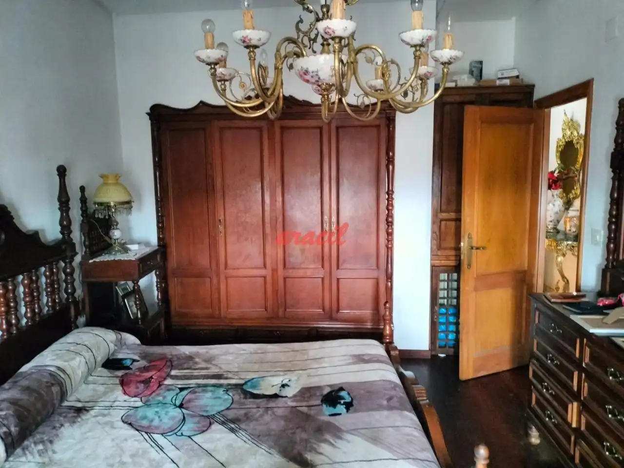 Habitación de Casa o chalet en venta en Ourense Capital  con Calefacción, Jardín privado y Terraza
