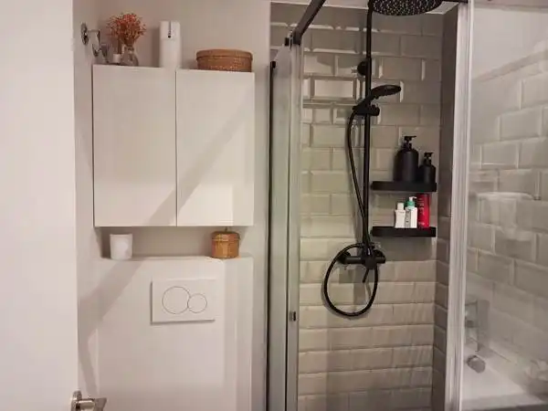 Bany de Apartament en venda en Madrid amb Aire condicionat, Calefacció i Moblat