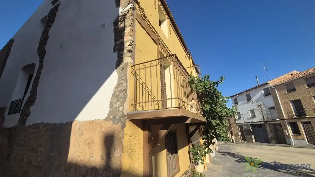 Casa amb terrassa en venda a Plaza del Correo