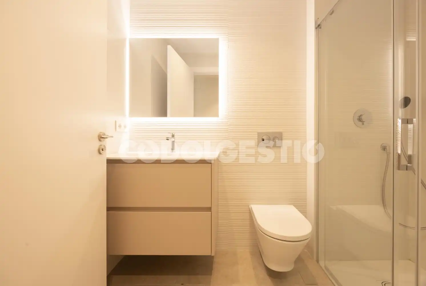 Bathroom of Flat for sale in Vic  with Terrace