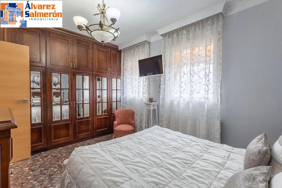 Bedroom of Houses for sale in Granada  with Air Conditioner, Heating and Terrace