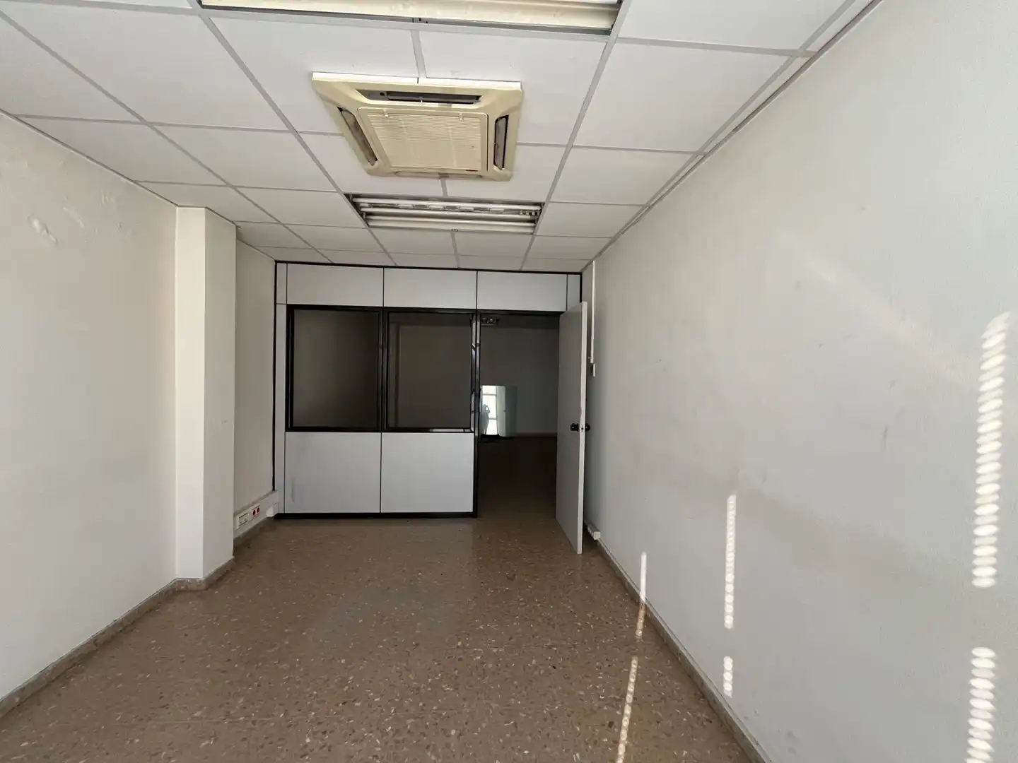 Local comercial de lloguer a Can Pantiquet, imagen 3