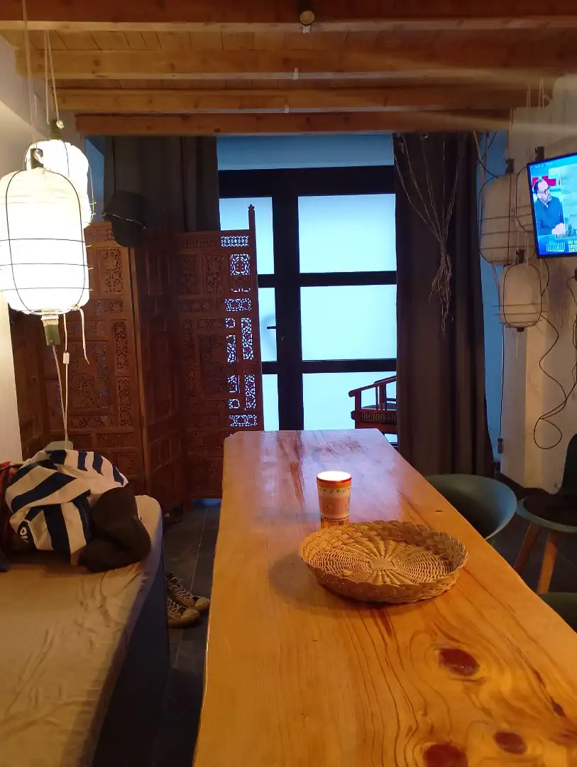 Commercial properties for rent in Artigues - Llefià