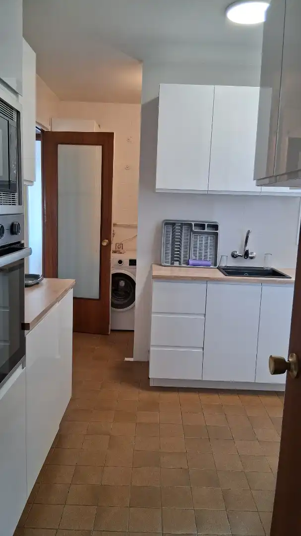 Kitchen of Flat for rent in Vic  with Heating, Private garden and Furnished