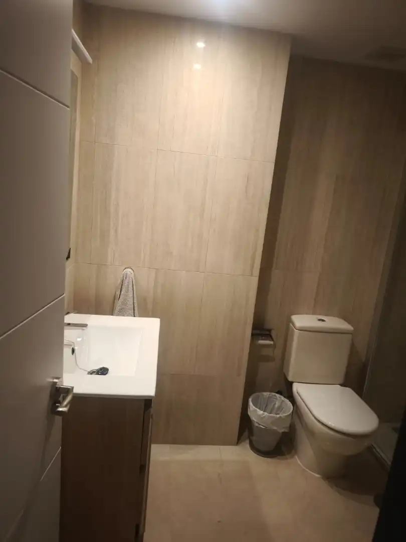 Baño de Piso en venta en Melilla con Aire acondicionado, Terraza y Trastero