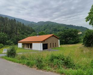 Vista exterior de Casa o xalet en venda en Elduain amb Terrassa