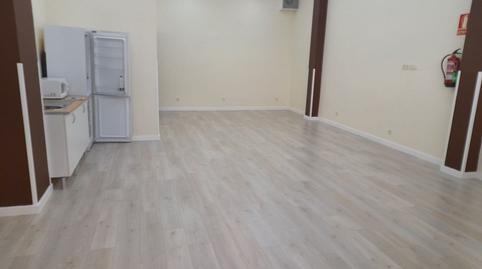 Photo 2 of Premises to rent in Estruch - Eixample, El Prat de Llobregat