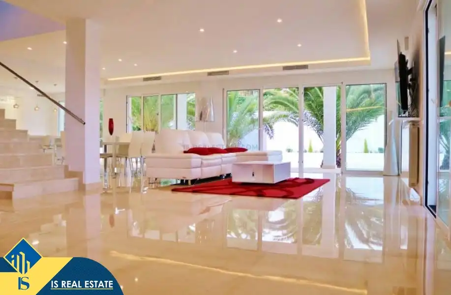 Sala d'estar de Casa o xalet en venda en Alicante / Alacant amb Terrassa, Moblat i Piscina comunitària