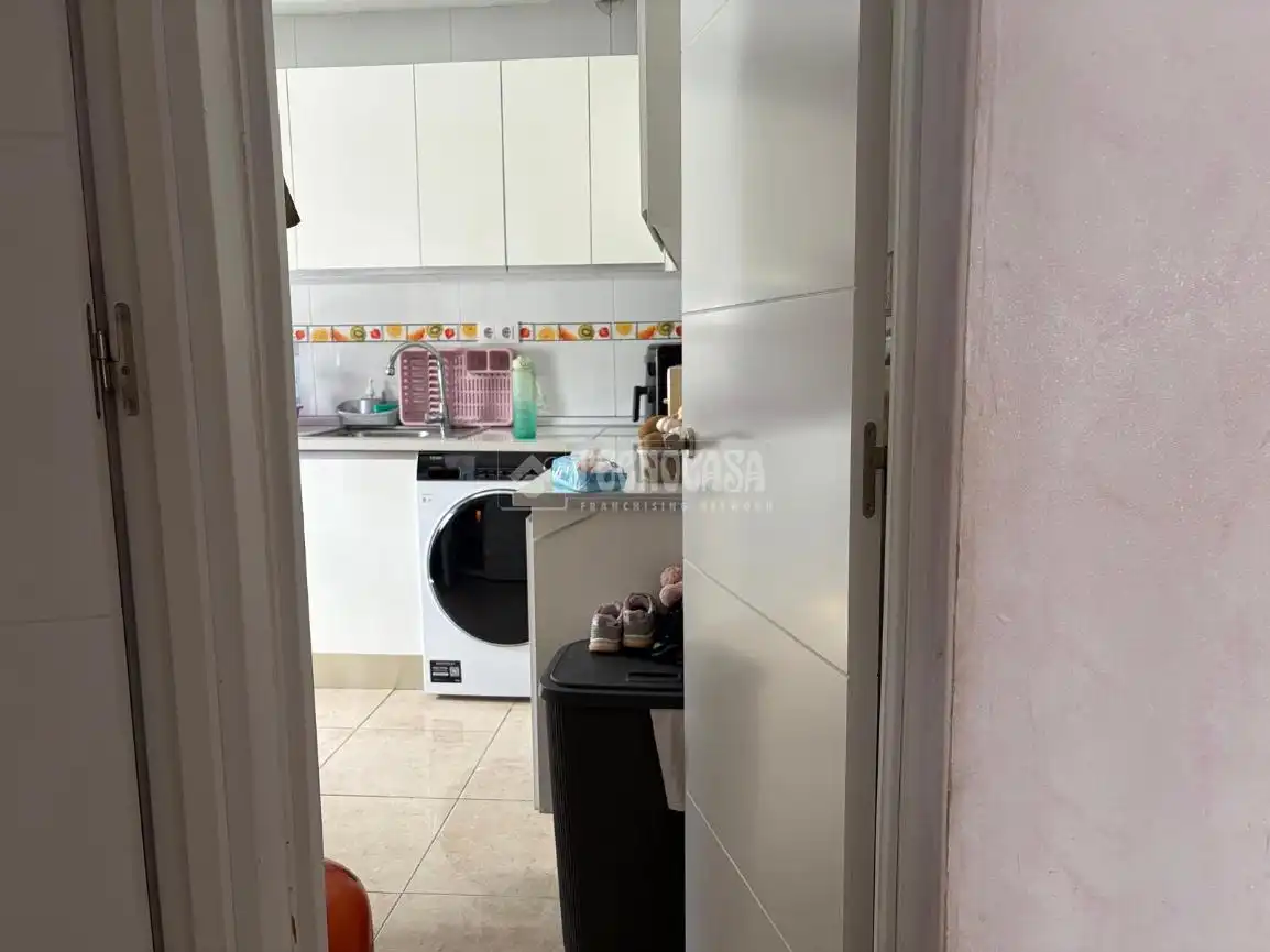 Kitchen of Flat for sale in Sevilla