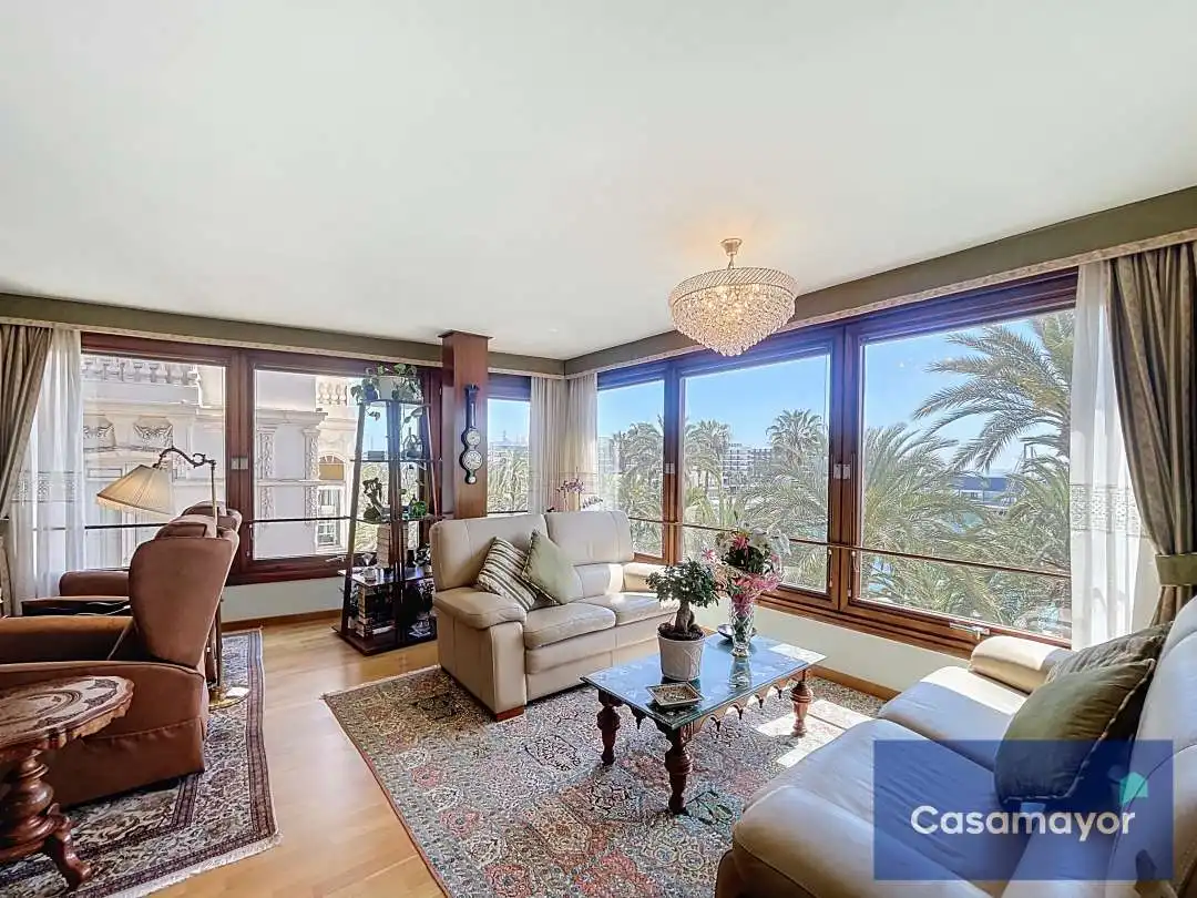Sala de estar de Piso en venta en Alicante / Alacant con Aire acondicionado y Calefacción