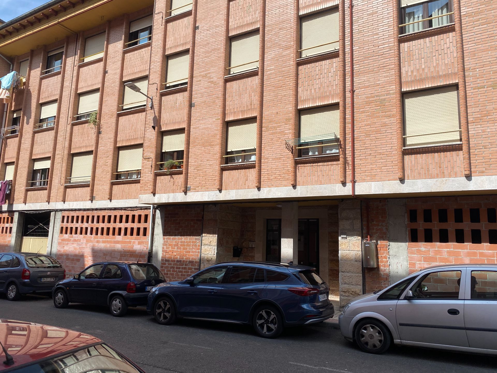 Vista exterior de Pis en venda en Cangas de Onís amb Calefacció i Moblat