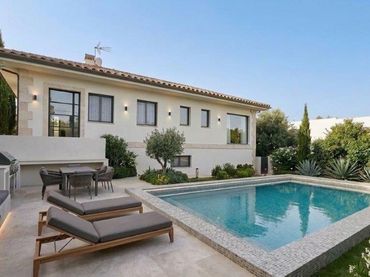 Detached house with pool for sale in Norte-Sierra