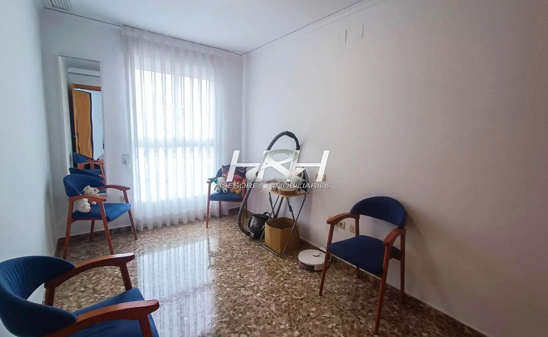 Sala de estar de Piso en venta en Valencia con Trastero y Balcón