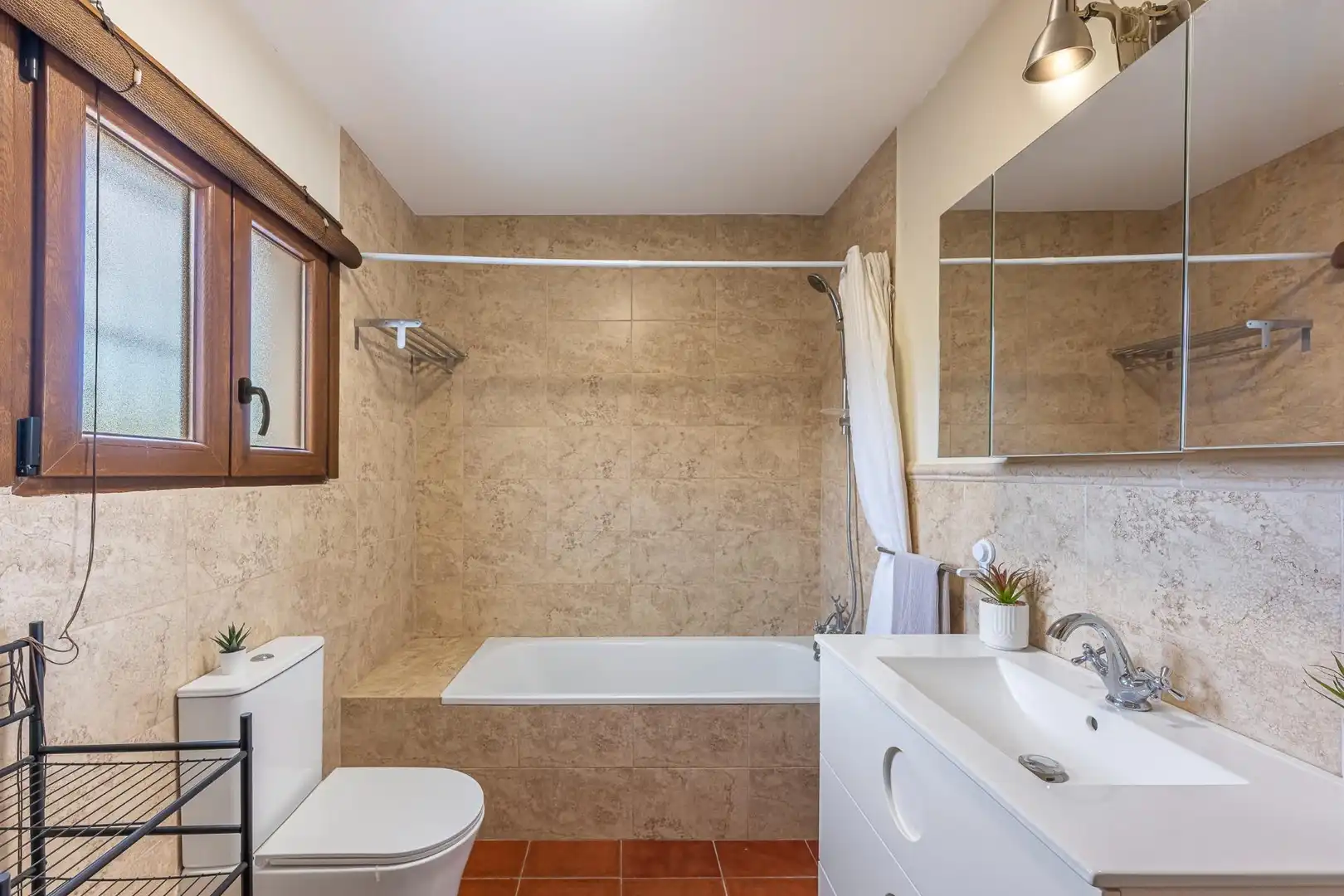 Bany de Casa o xalet en venda en Mijas amb Aire condicionat, Calefacció i Jardí privat