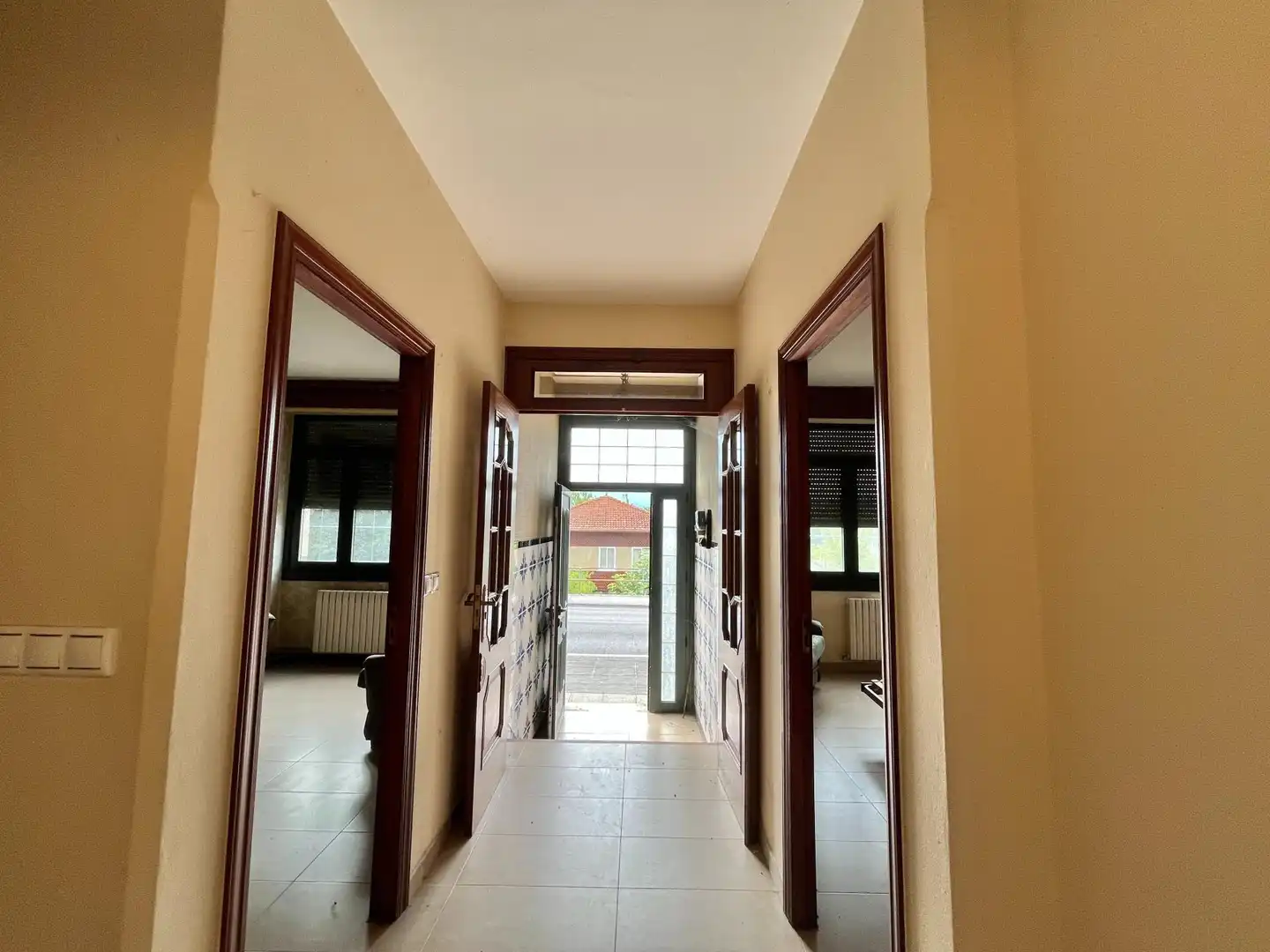 Casa adosada en venta en Rianxo con Calefacción