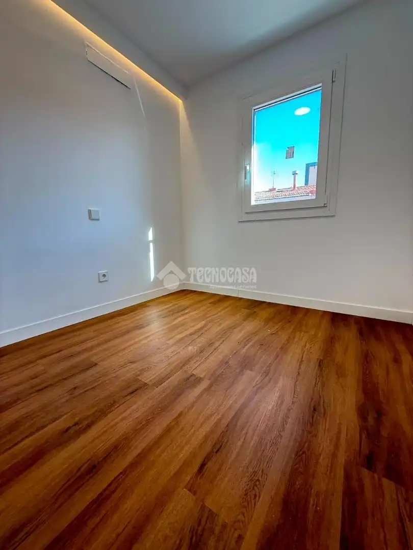 Bedroom of Flat for sale in Getafe  with Air Conditioner and Heating