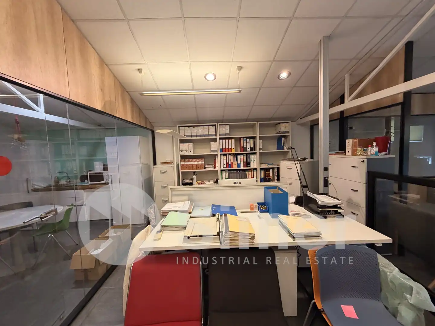 Industrial buildings for sale in Canovelles