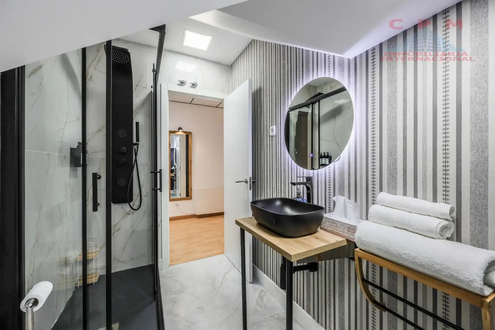 Bathroom of Duplexes for rent in Alcobendas  with Air Conditioner, Heating and Parquet flooring