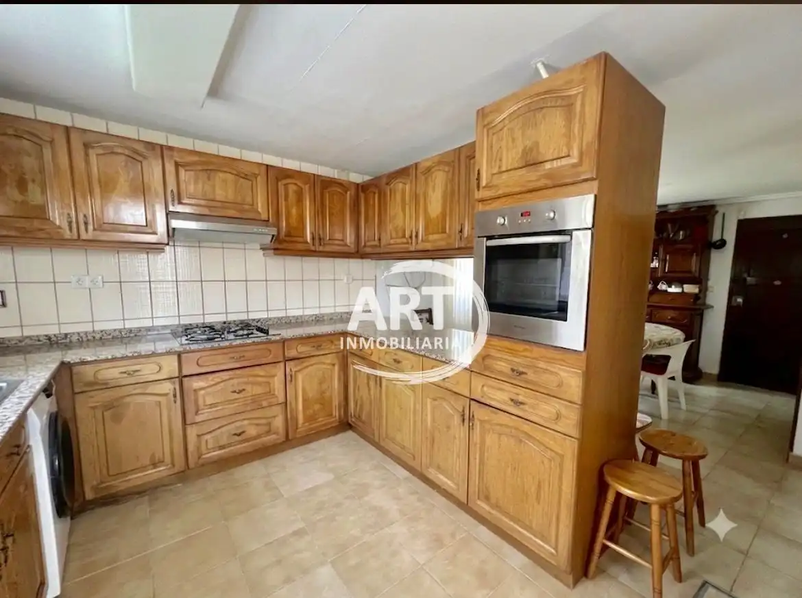 Cocina de Casa o chalet en venta en L'Eliana con Aire acondicionado, Calefacción y Jardín privado