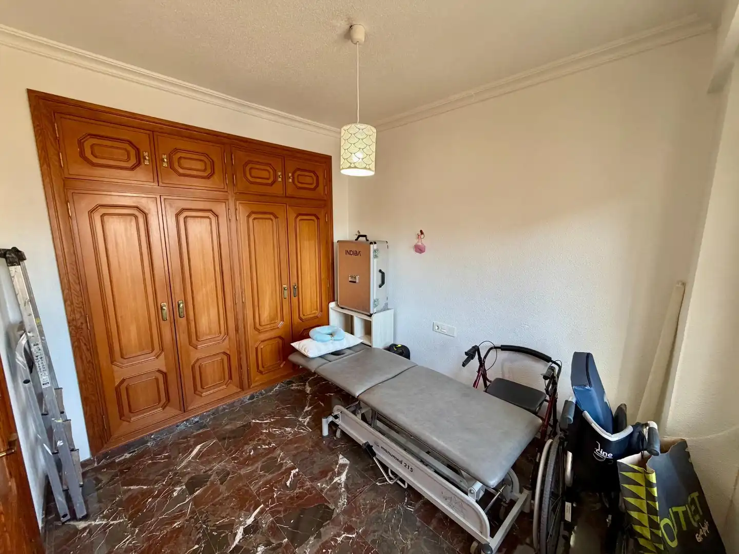 Bedroom of Flat for sale in Silla  with Air Conditioner and Furnished
