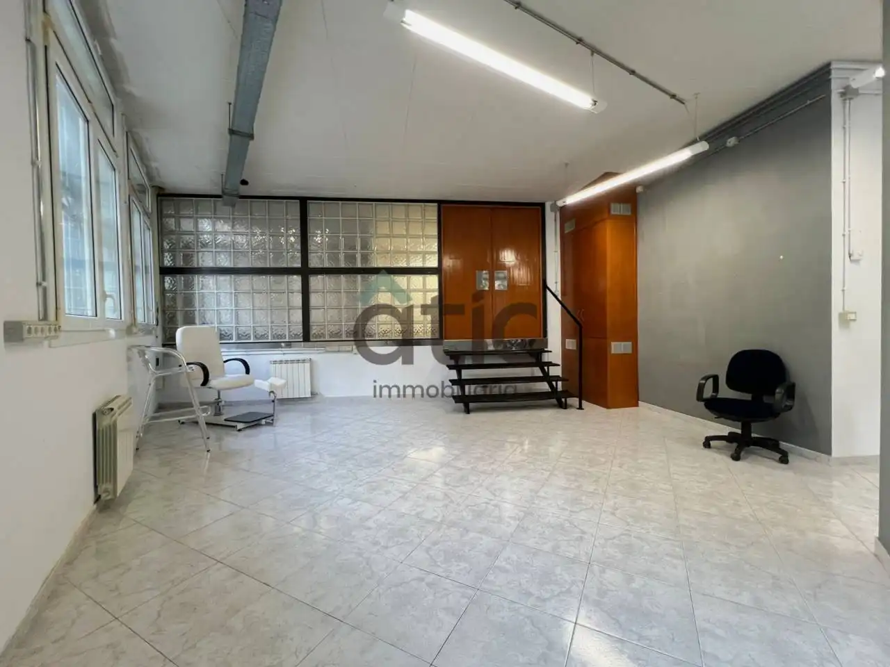 Local comercial de lloguer a Calle Guifré ´el Pilós´, imagen 5