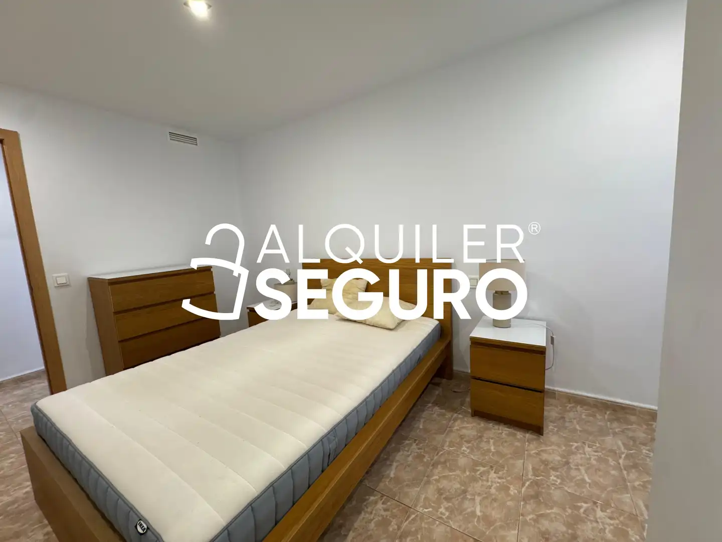 Schlafzimmer von Wohnung zur Miete in Málaga mit Klimaanlage, Terrasse und Möbliert