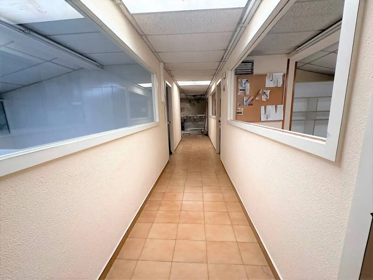 Local en venta en Girona con Aire acondicionado