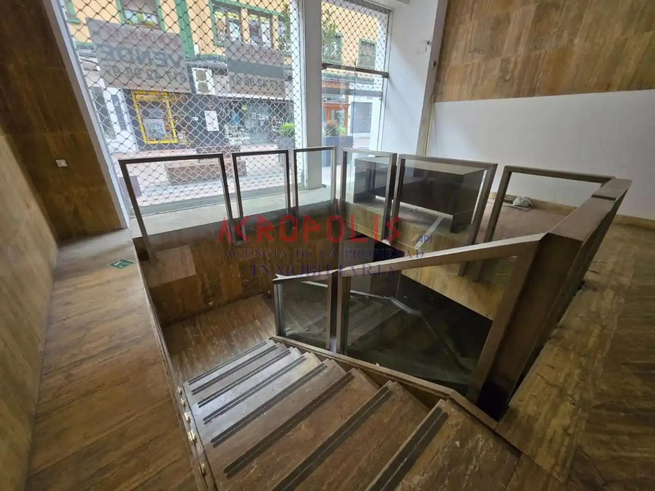 Local comercial en venda a Calle Gil Y Carrasco 3 24001 Leon, imagen 10