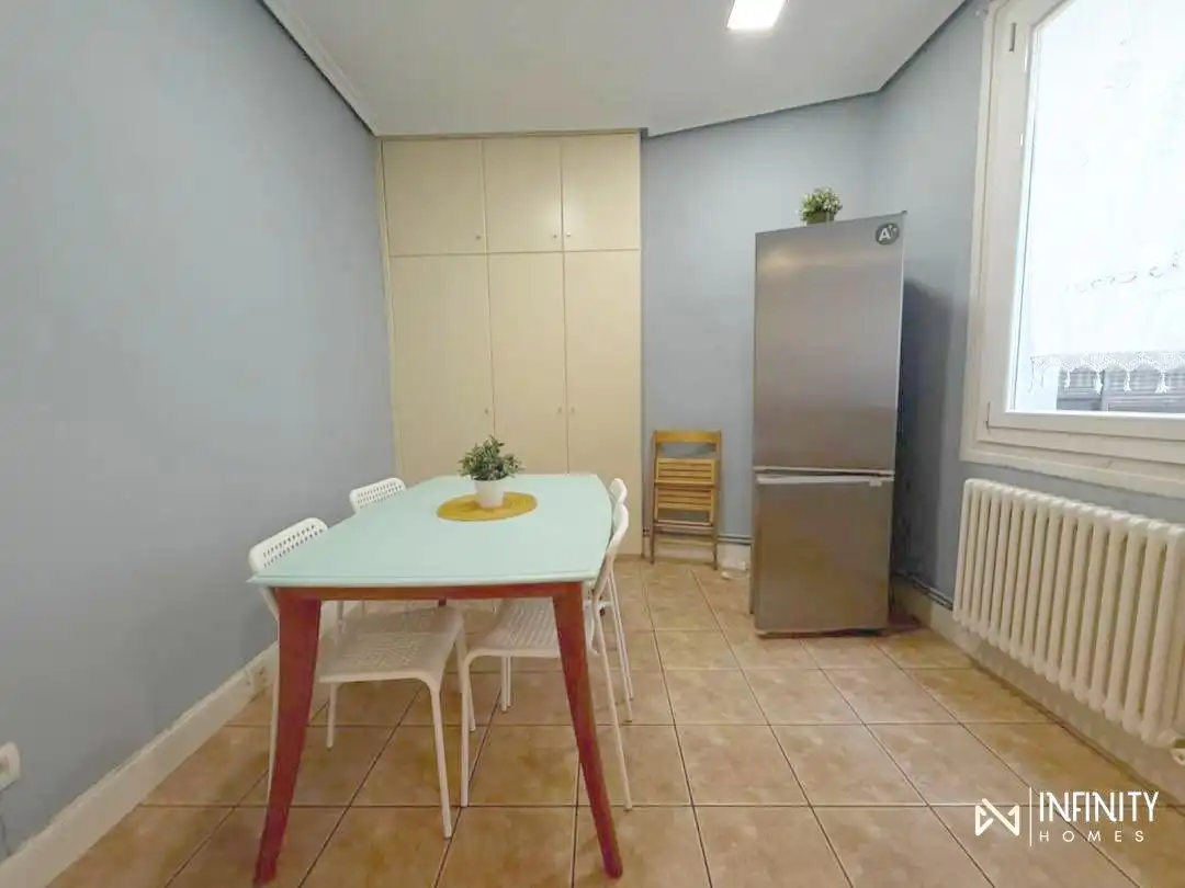 Kitchen of Flat for rent in Bilbao   with Heating and Balcony