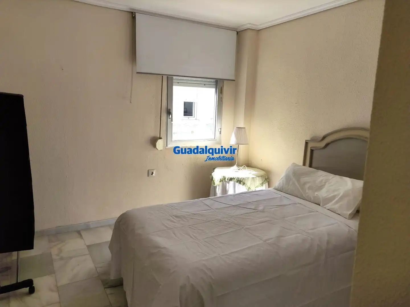 Bedroom of Flat for rent in Sevilla  with Air Conditioner, Furnished and Community pool