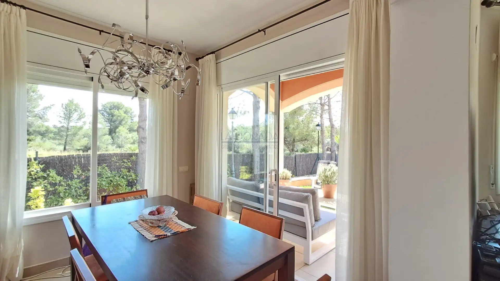 Comedor de Casa adosada en venta en Mont-roig del Camp con Aire acondicionado, Terraza y Trastero