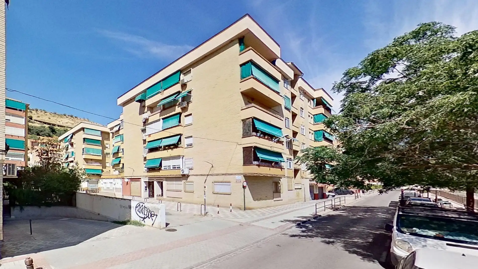 Pis en venda a TAMBORIL, 82, Crta. De la Sierra