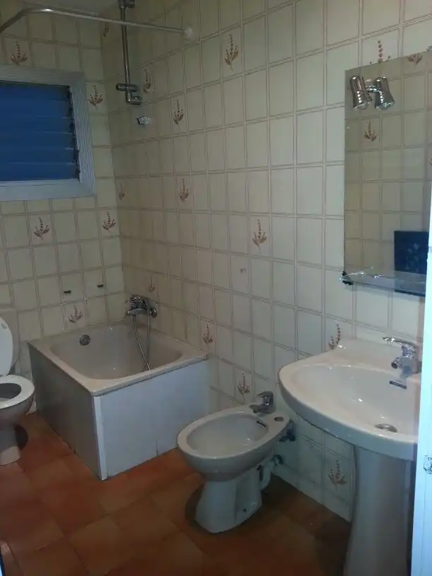 Baño de Piso en venta en Badalona con Terraza y Balcón
