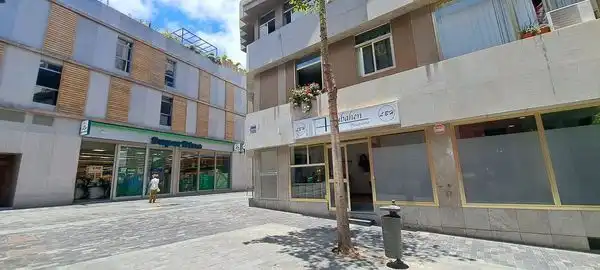 Vista exterior de Pis de lloguer en Las Palmas de Gran Canaria amb Moblat