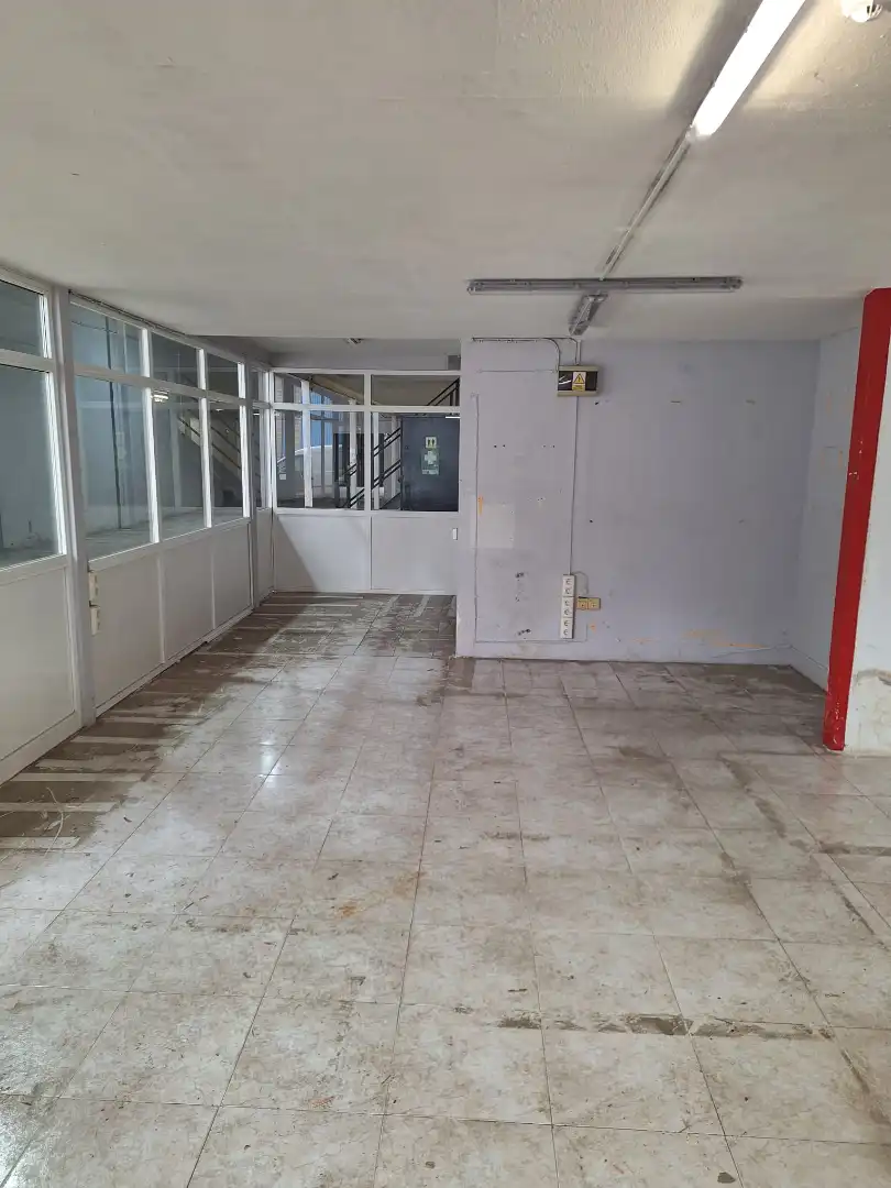 Nave industrial en alquiler en Calle Pino Alepo, imagen 5
