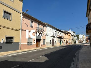 Casa en venda a Llutxent