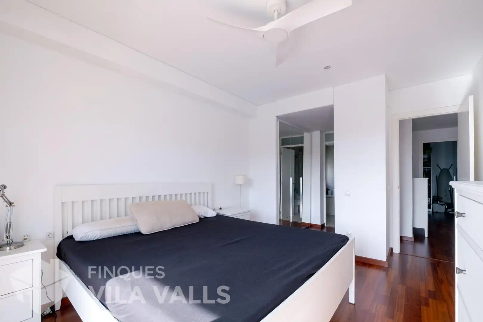 Dormitori de Casa o xalet en venda en Bigues i Riells del Fai amb Aire condicionat, Jardí privat i Parquet